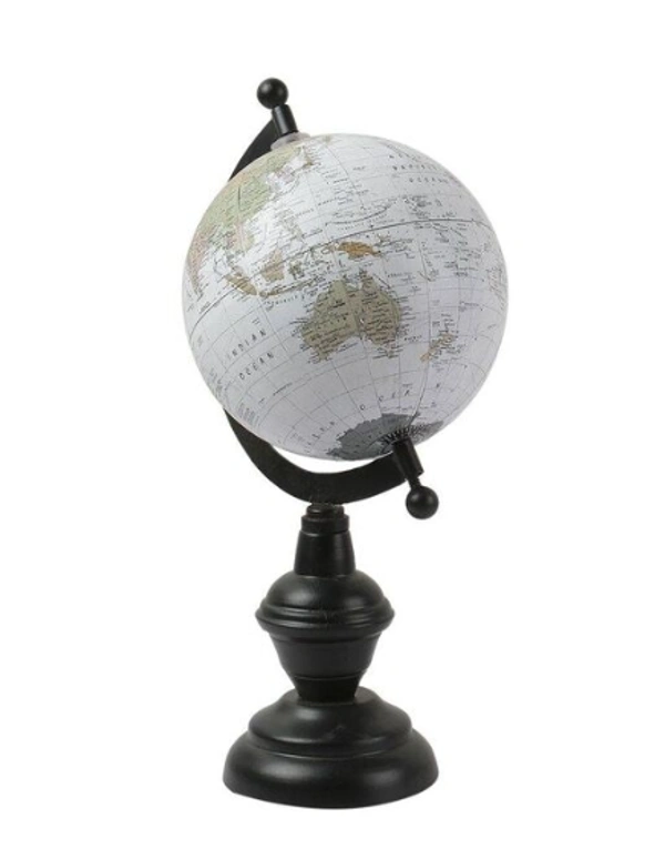 RIZIK STORE Gorgeous Iron White ShowPieces & Collectibles - Free Size, White, Iron, Pack of1